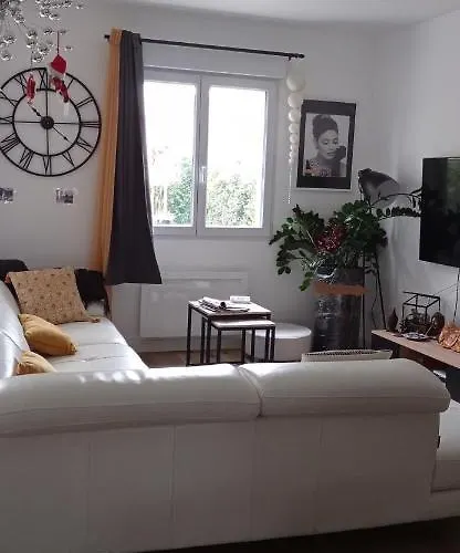 A 8kms Du Circuit Des 24 H Du Mans Moncé-en-Belin